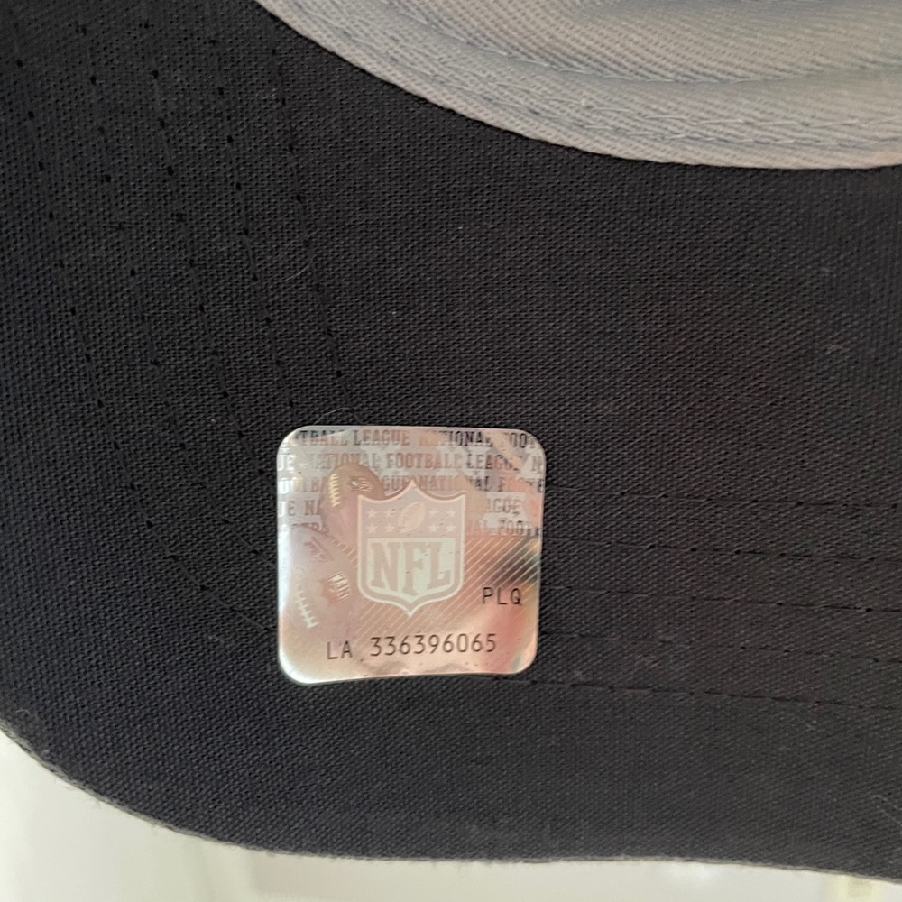 Patriots hat - Picture 3 of 3